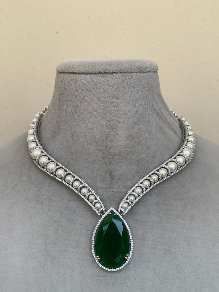 DN1039  Diamond Set