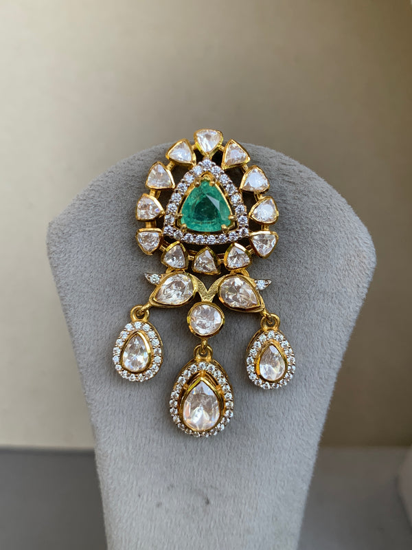 US579G  Moissanite Set With Earrings