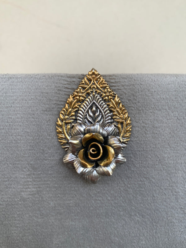 E1762  Maahru Silver Earrings