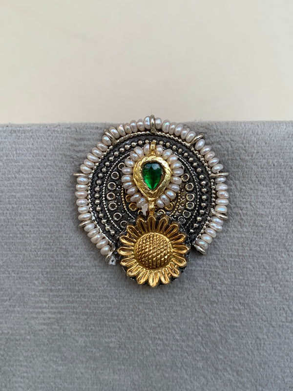 E1952  Maahru Silver Earrings