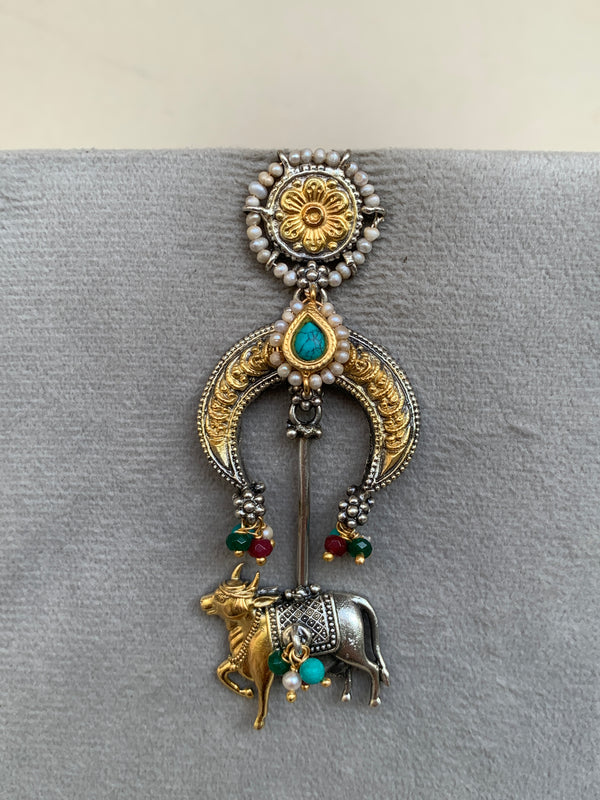 E1913  Maahru Silver Earrings