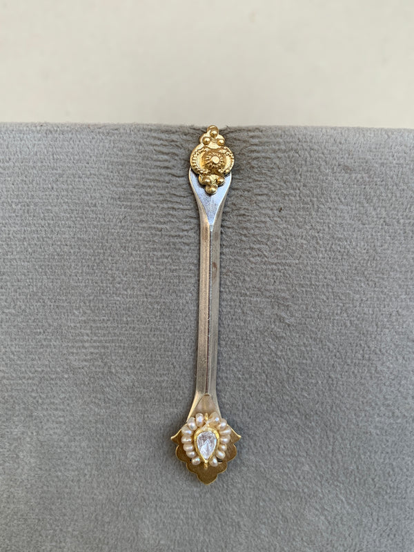 E1943  Maahru Silver Earrings