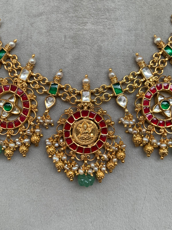 NR858  Heritage Jadau Set