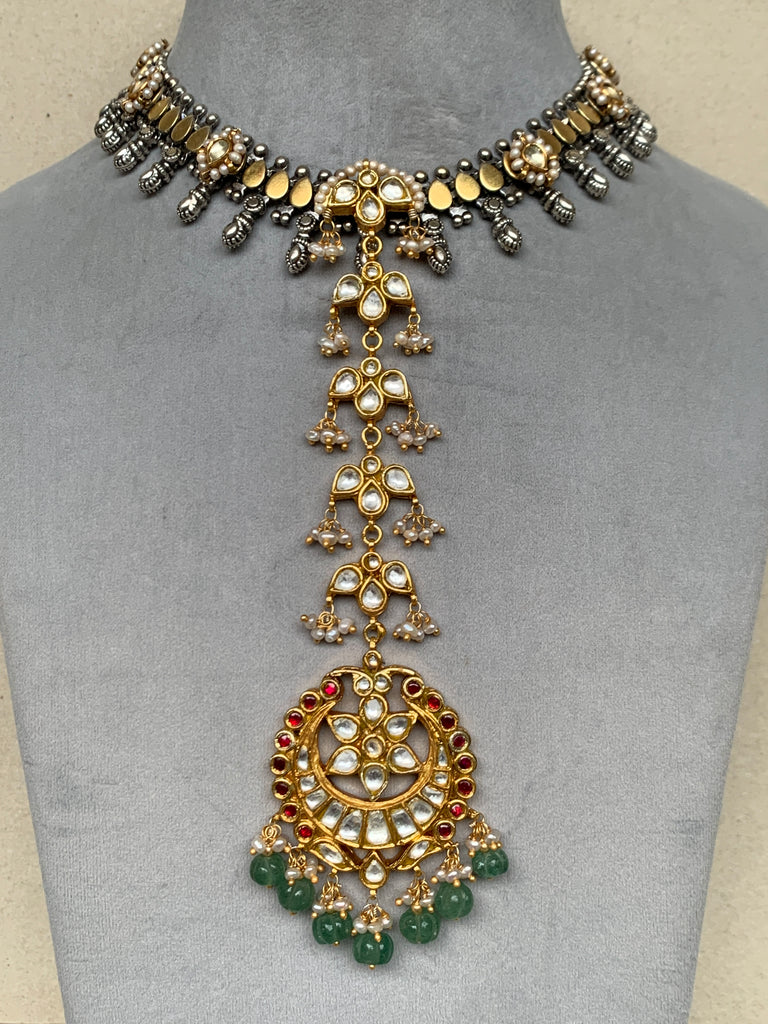 FS61 Maahru Silver Necklace