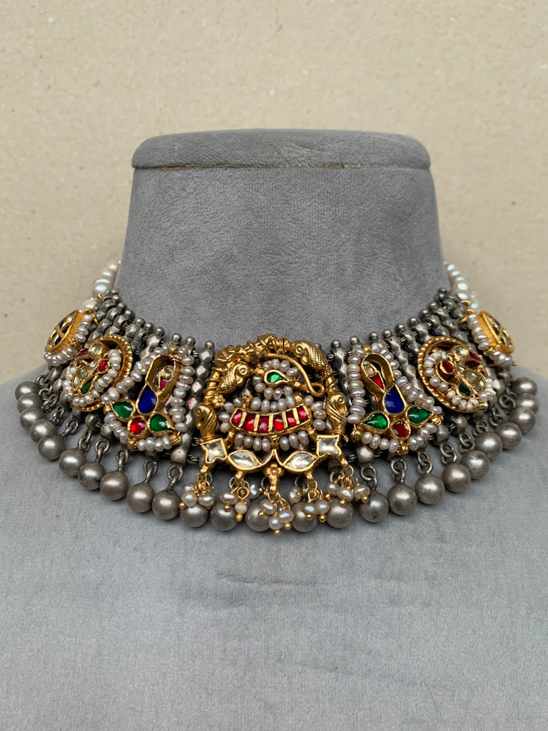 FS70 Maahru Silver Necklace