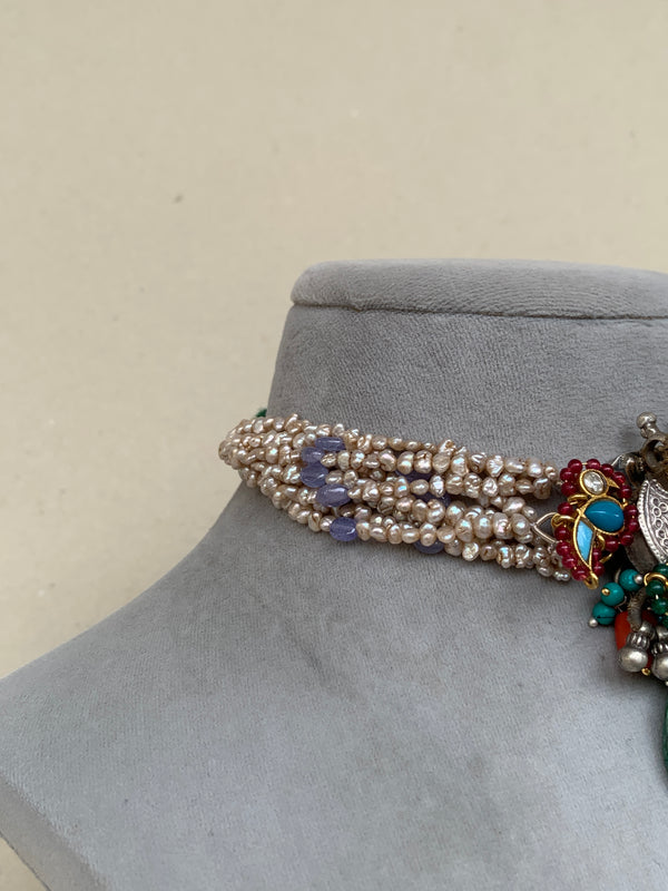 FS225  Maahru Silver Necklace
