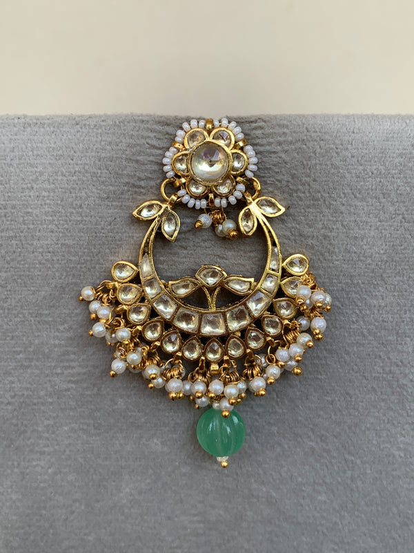 TN346 White Jadau Earrings
