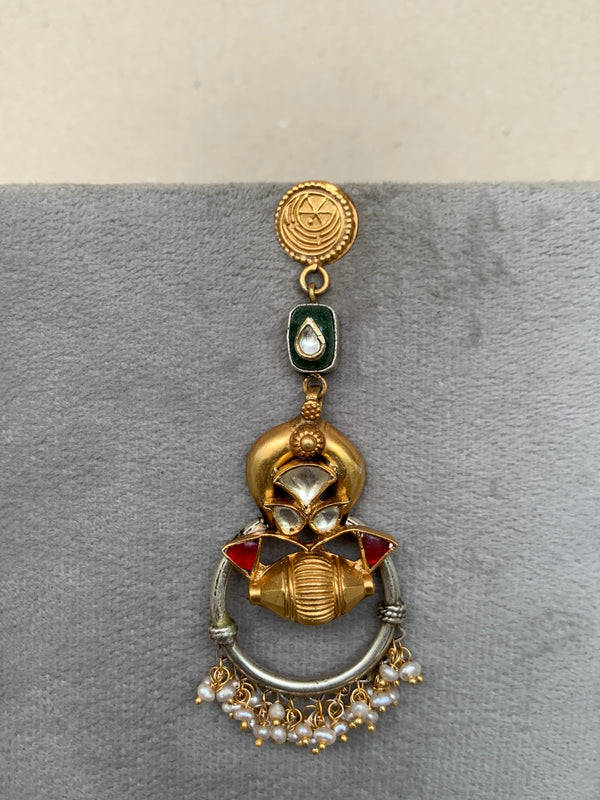E1800 Maahru Silver Earrings