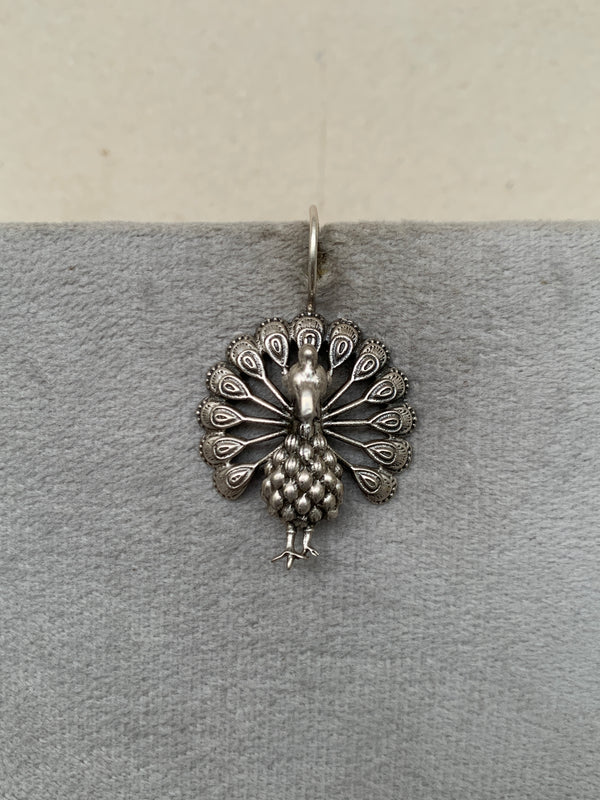 E1817 Maahru Silver Earrings