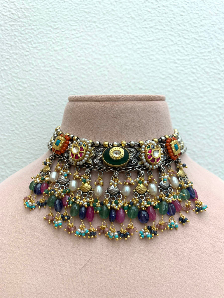 FS308  Maahru Silver Necklace
