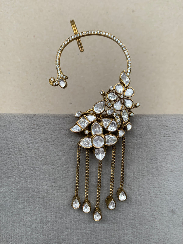 UE90 Moissanite Kaan Earrings