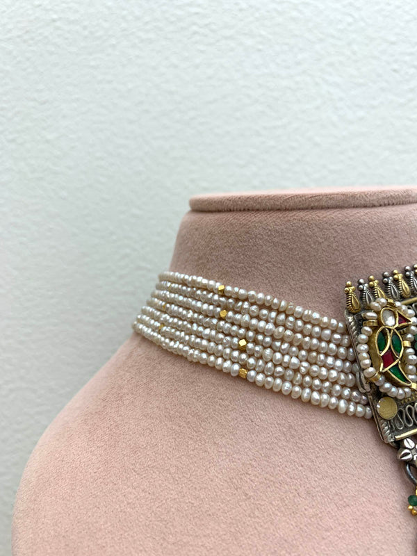 FS312  Maahru Silver Necklace