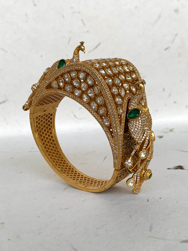UM053 Indo Western Peacock Bracelet