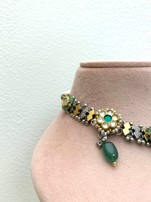 FS311  Maahru Silver Necklace