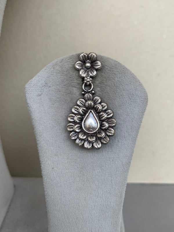 FS106 Maahru Silver Set