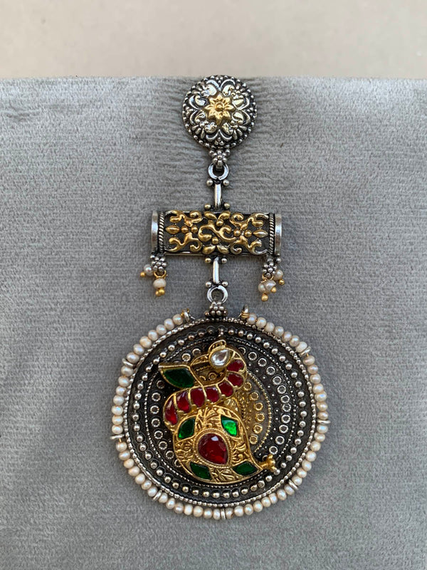 E1647 Maahru Silver Earrings