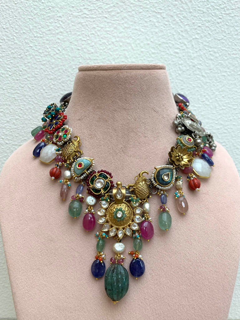 FS189 Maahru Silver Necklace