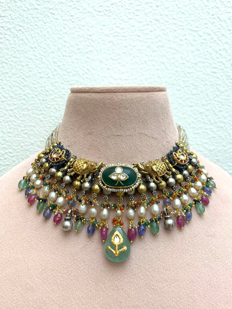 FS319  Maahru Silver Necklace