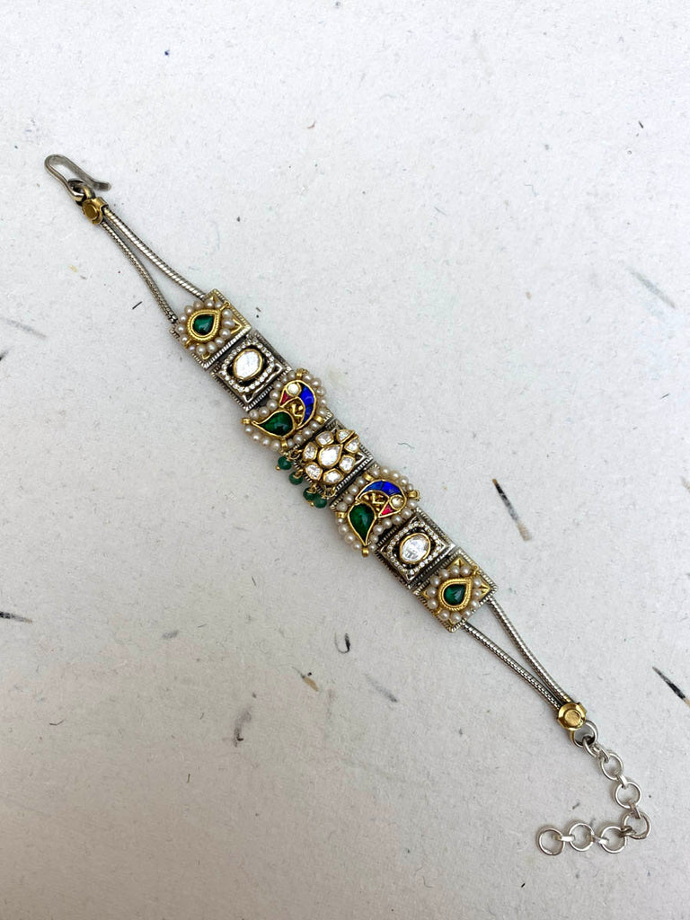 JB1038  Maahru Silver Bracelets