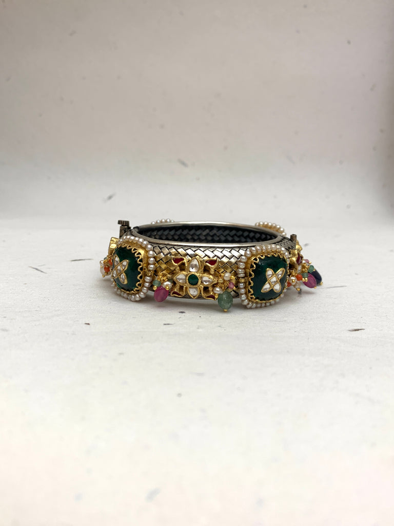 JB957 Maahru Antique Bangle (single pc)