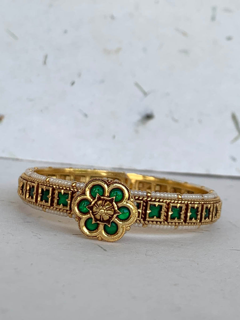 KB128 Green Kundan Kada (Single Pc)