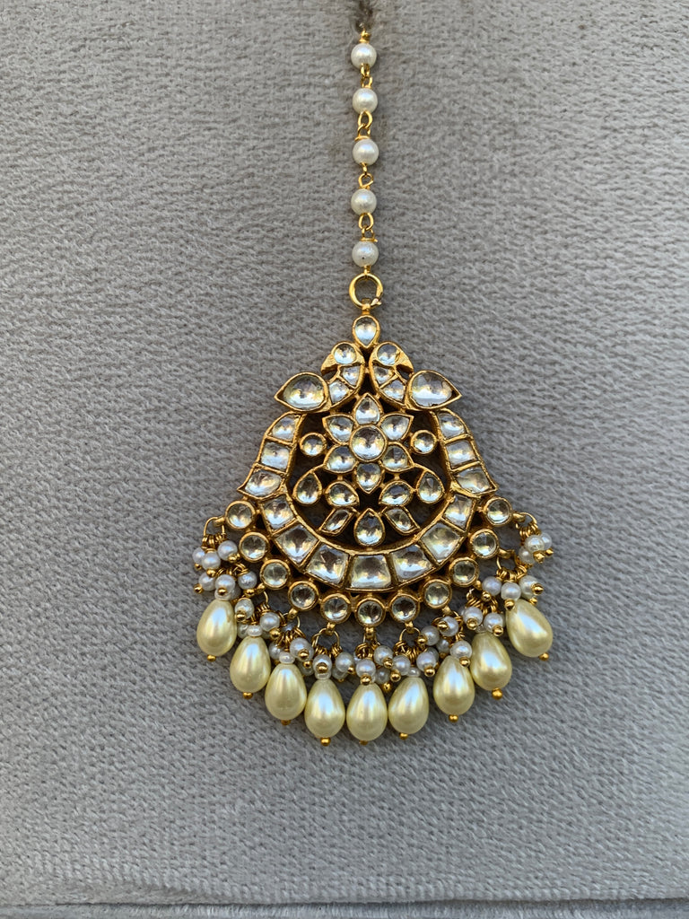 KK857 White Jadau Mangtikka