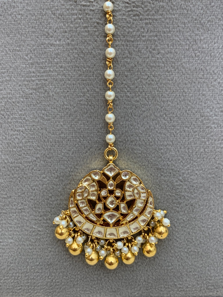 KK923W  Jadau Mangtikka