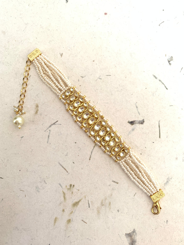 MB432 White Jadau Bracelet