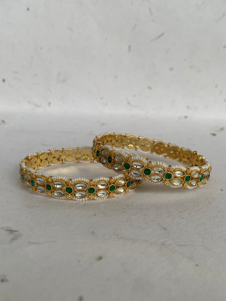 MB835 White Jadau Bangle