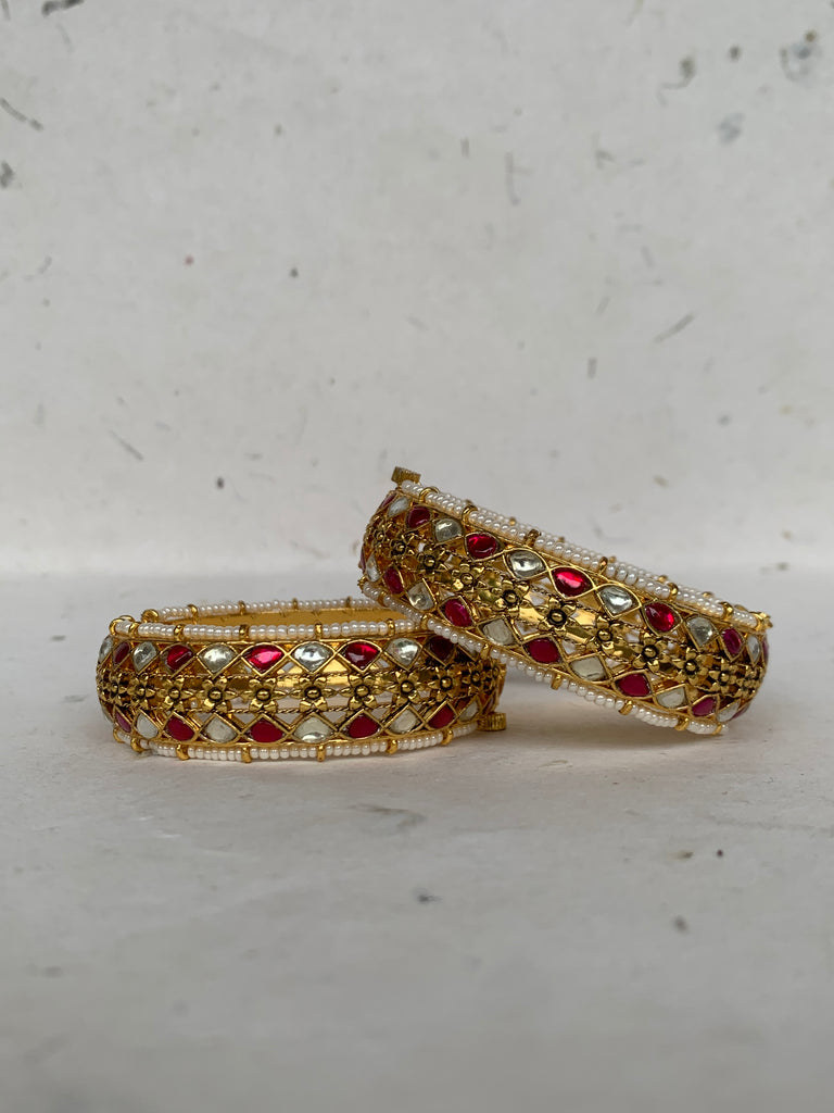 MB901 Red Antique Jadau Bangle