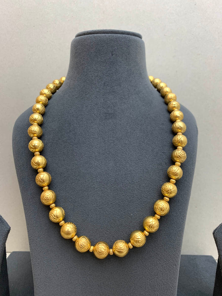 ML374  Antique Mala