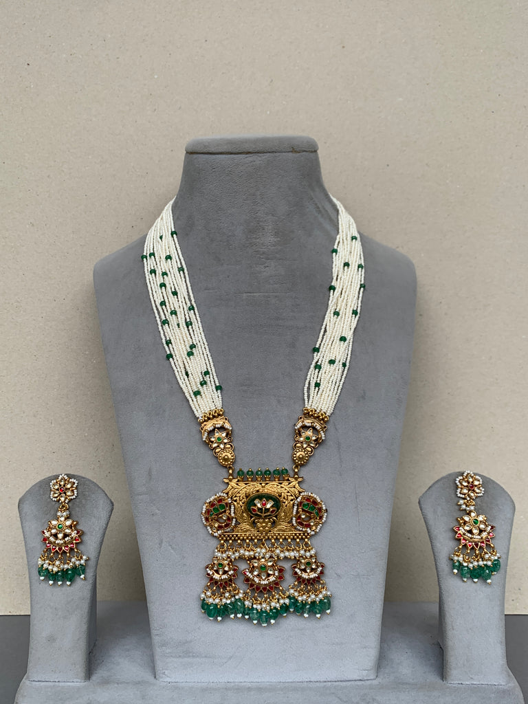 MM832 Antique Jadau Set