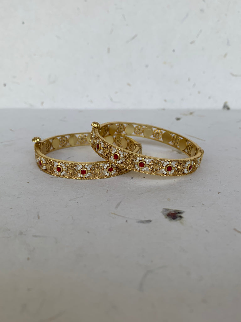 MB989R Red Antique Jadau Bangle