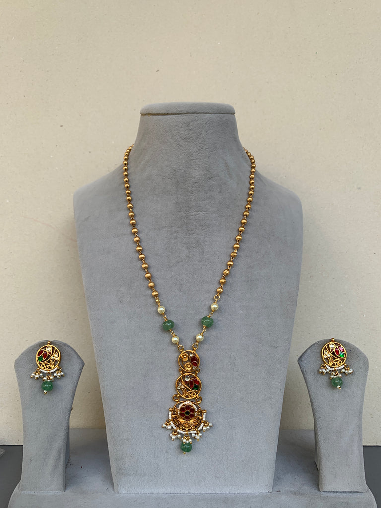 MM1372  Jadau Set