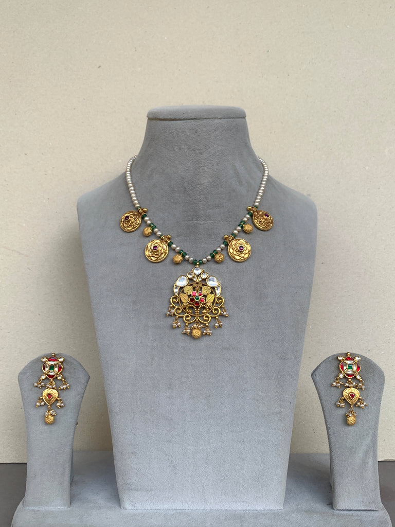 NR825 Rambaugh Antique Set