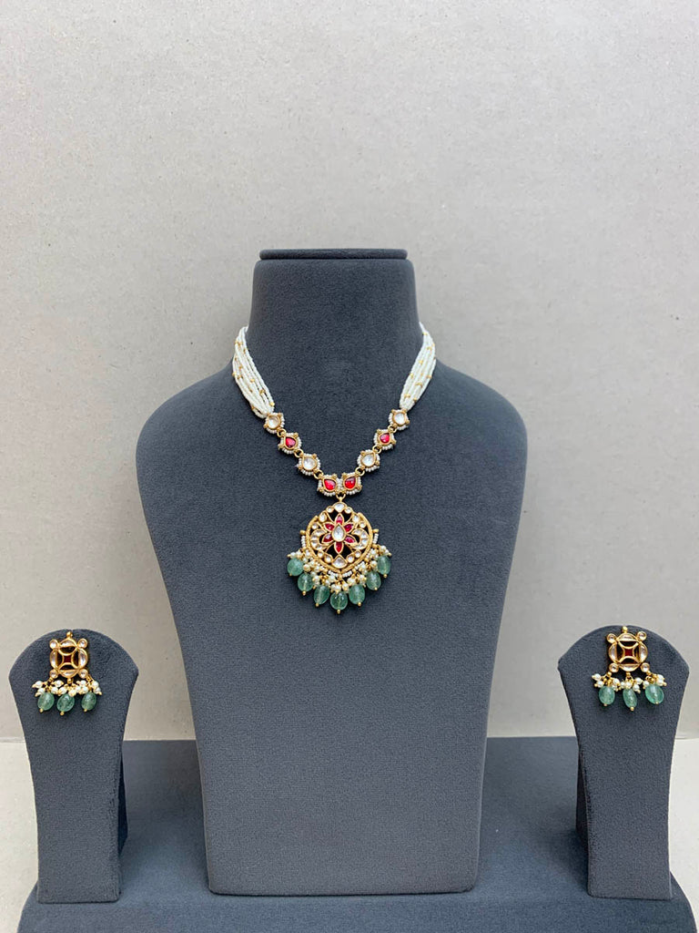 NR938  Heritage Antique Set