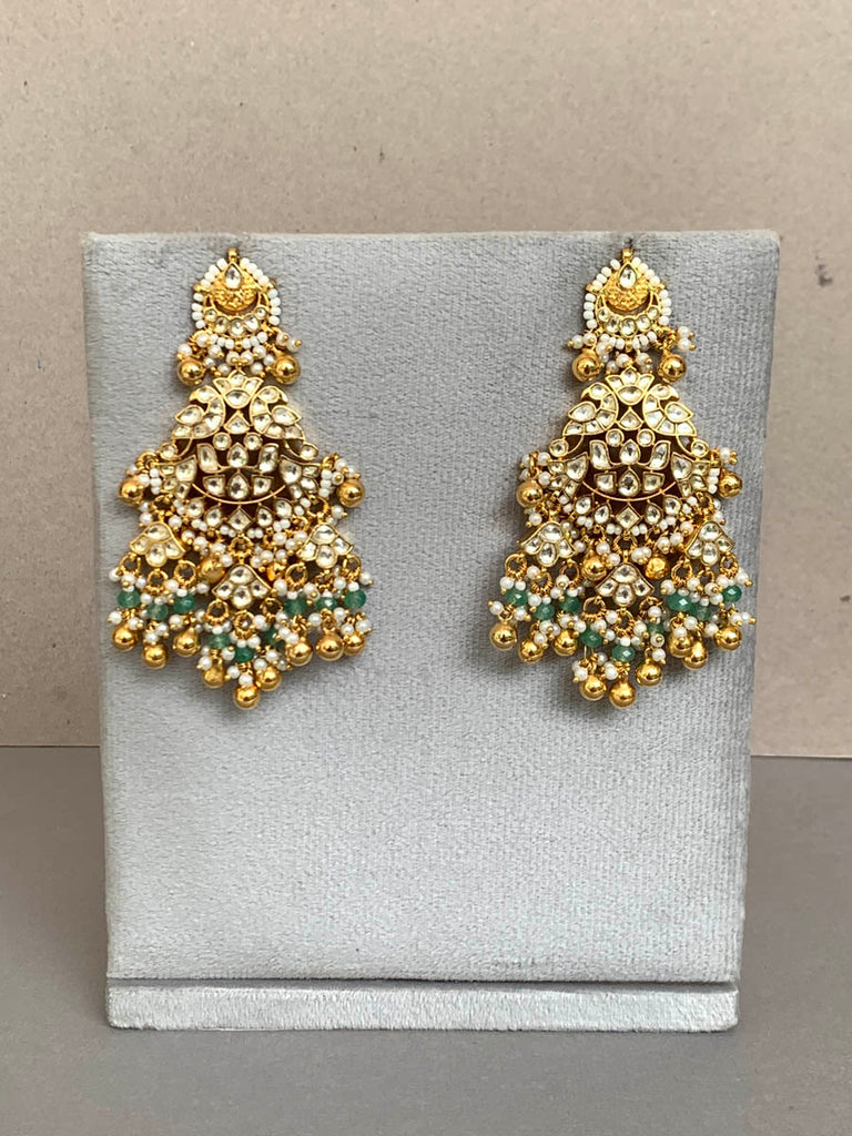 NT753 White Jadau Earrings