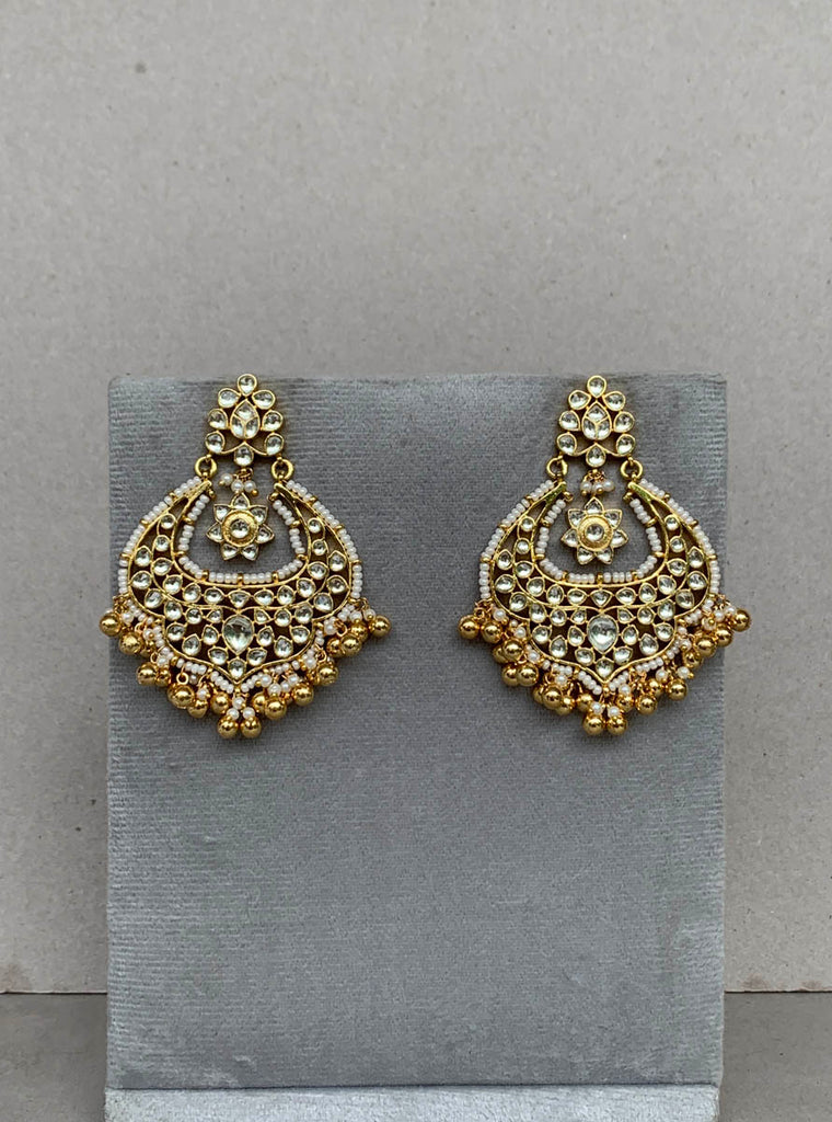 RH622  White  Jadau Earrings