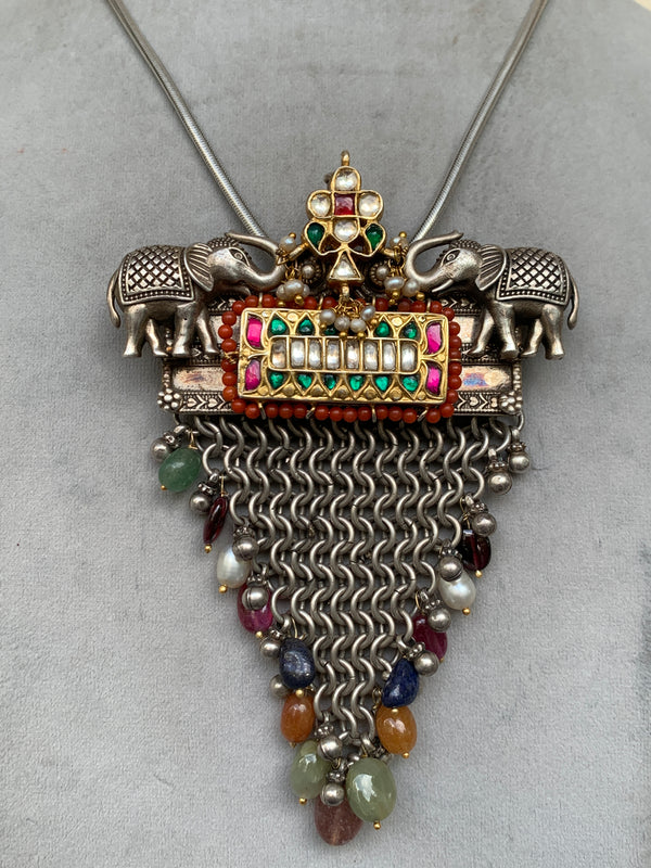 S1158  Maahru Silver Necklace