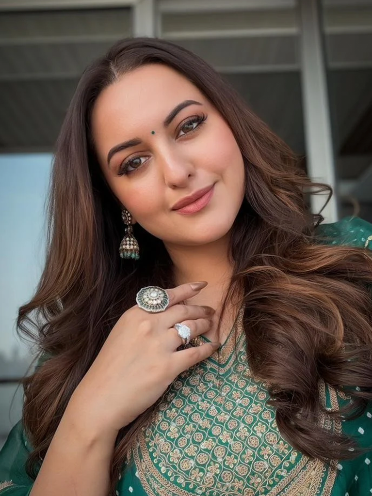 Sonakshi Sinha in ZM697 Moissanite Jhumka Earrings