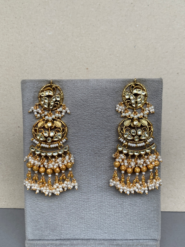 TN487W White Jadau Earrings