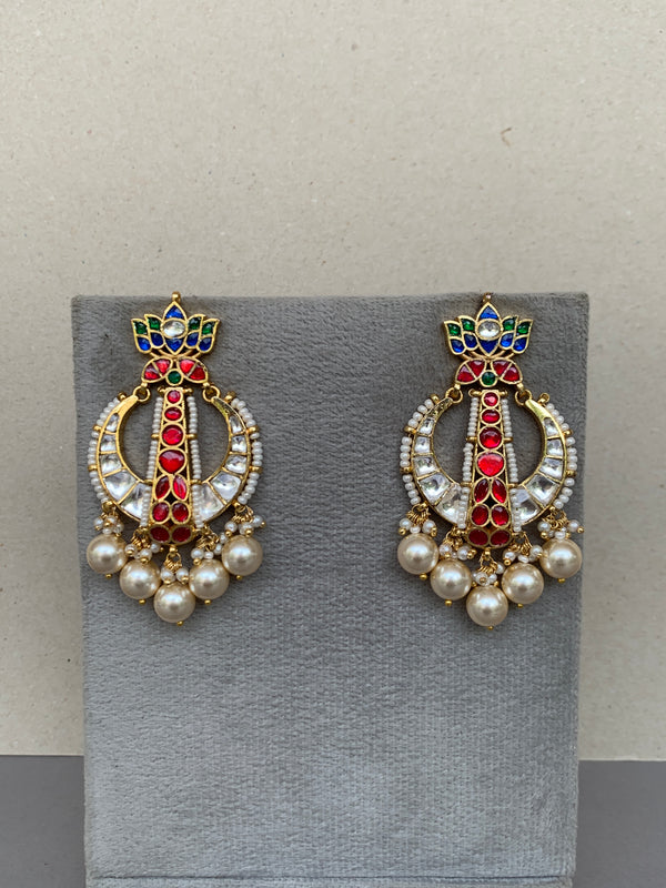 TN552 Jadau Earrings