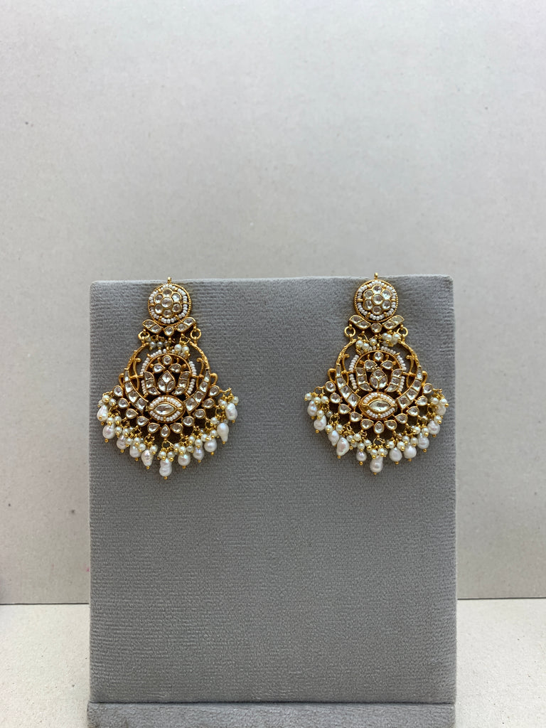 TN881W  Jadau Earrings