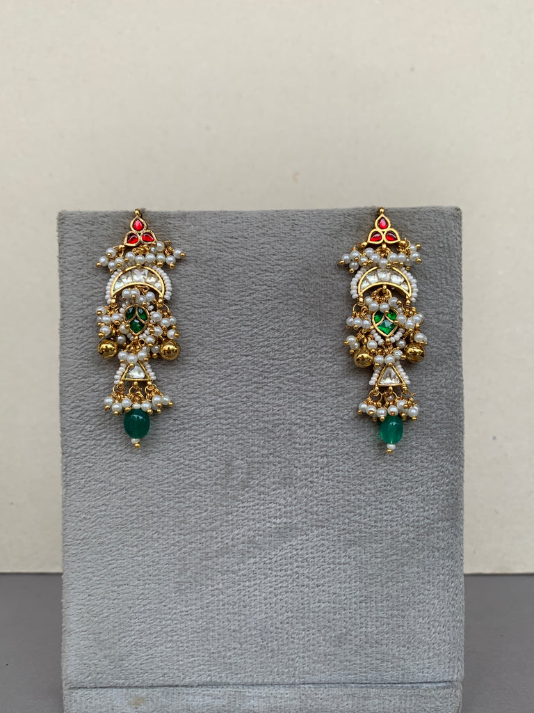 TN673 Jadau Earrings