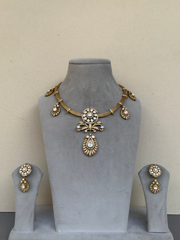 US547 Moissanite Set With Earrings
