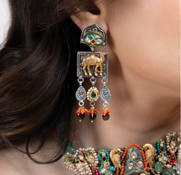 Maahru Earring